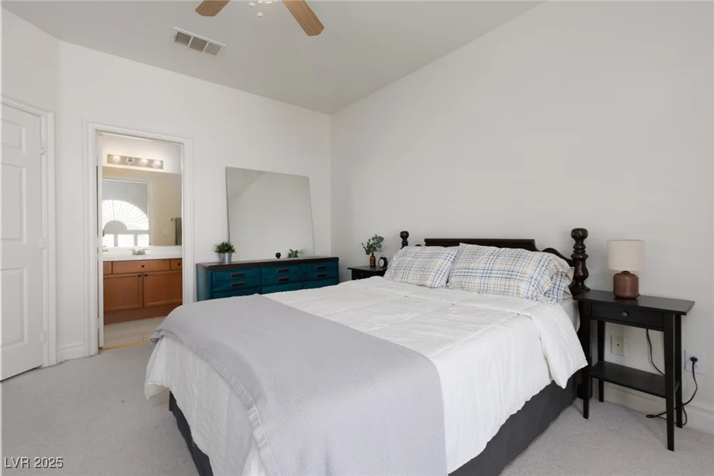 21 Ocean Harbour, Las Vegas, NV 89148