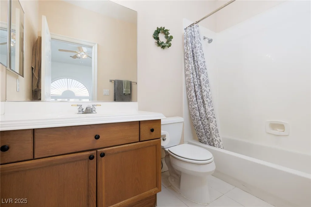 21 Ocean Harbour, Las Vegas, NV 89148