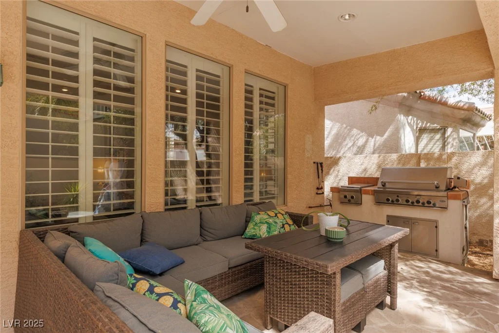 21 Ocean Harbour, Las Vegas, NV 89148