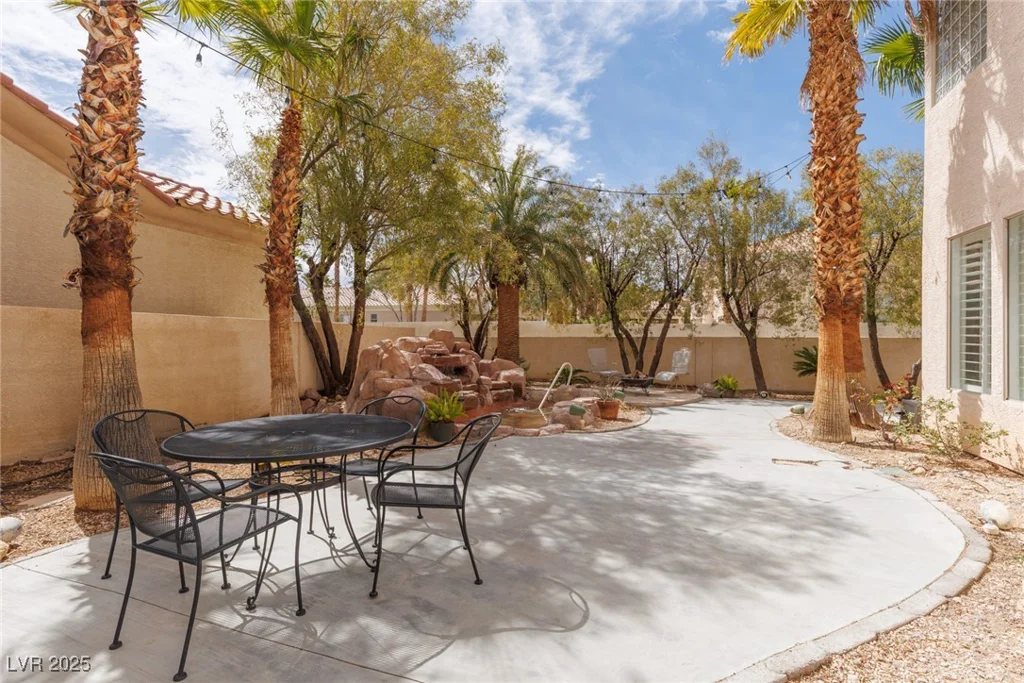 21 Ocean Harbour, Las Vegas, NV 89148