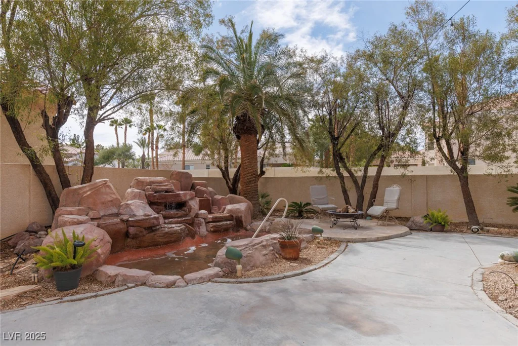 21 Ocean Harbour, Las Vegas, NV 89148