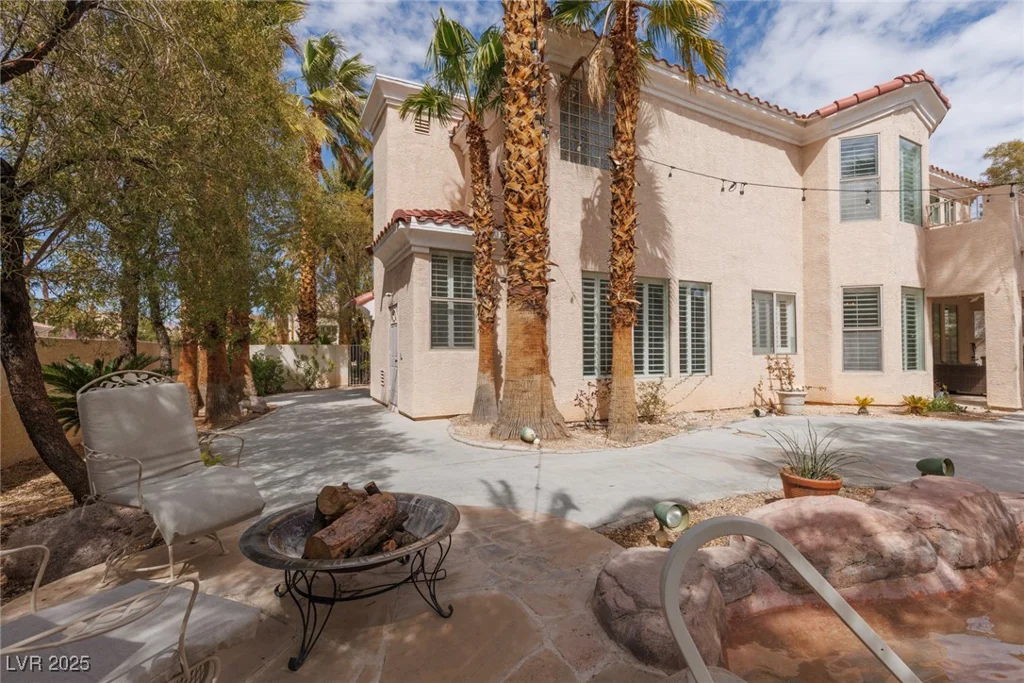 21 Ocean Harbour, Las Vegas, NV 89148