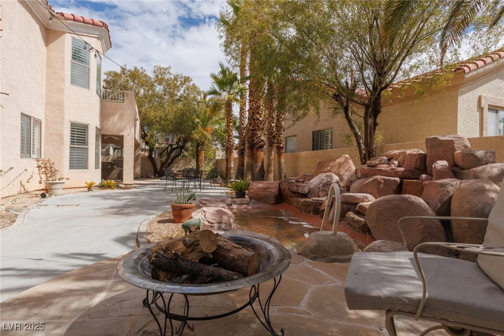 21 Ocean Harbour, Las Vegas, NV 89148