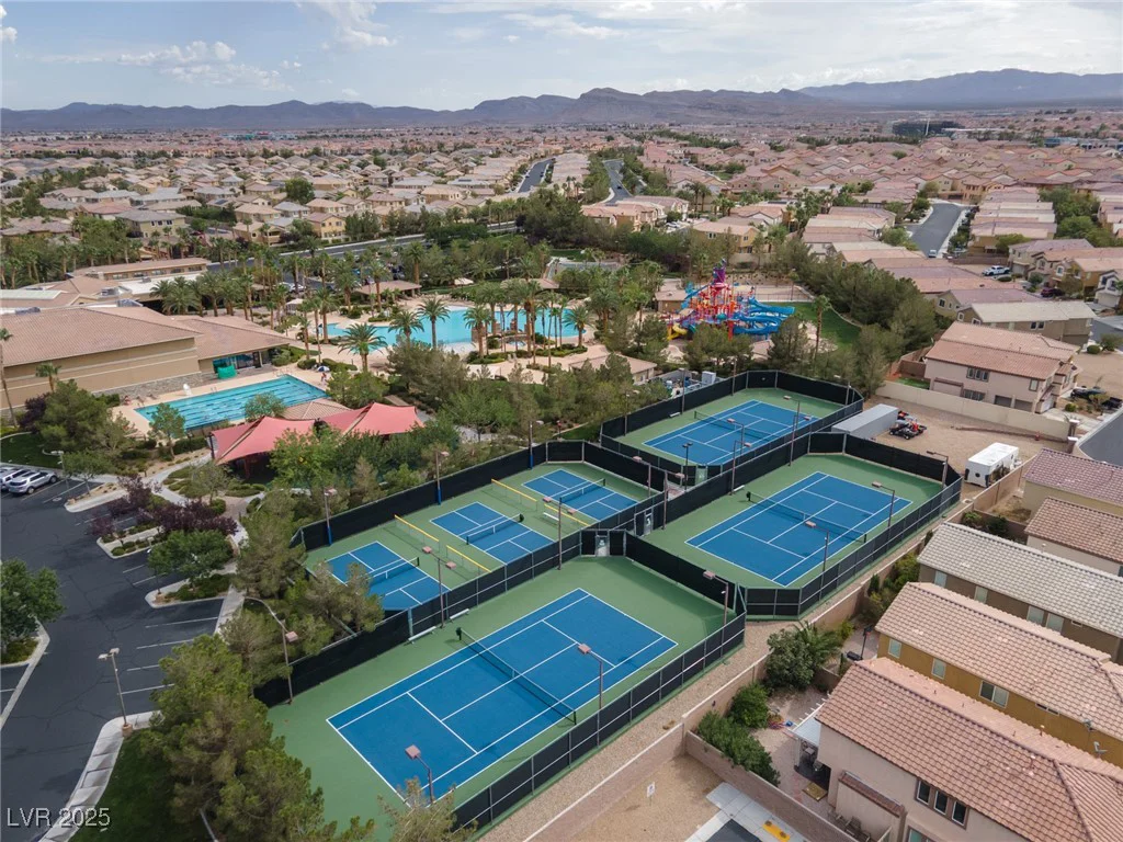 21 Ocean Harbour, Las Vegas, NV 89148