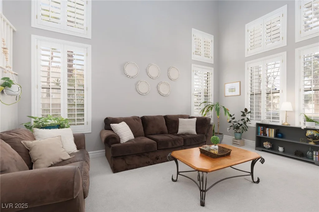 21 Ocean Harbour, Las Vegas, NV 89148