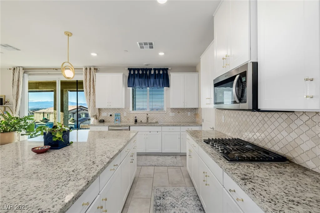 864 Firestone Ledge, Henderson, NV 89012