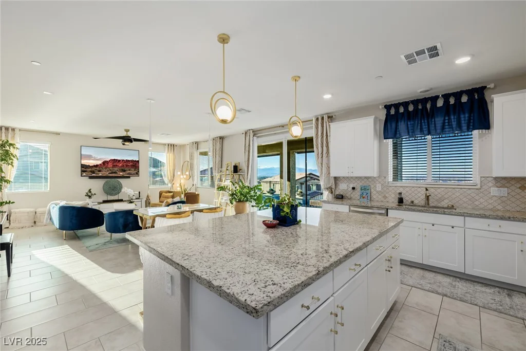 864 Firestone Ledge, Henderson, NV 89012