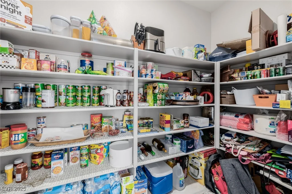 864 Firestone Ledge, Henderson, NV 89012