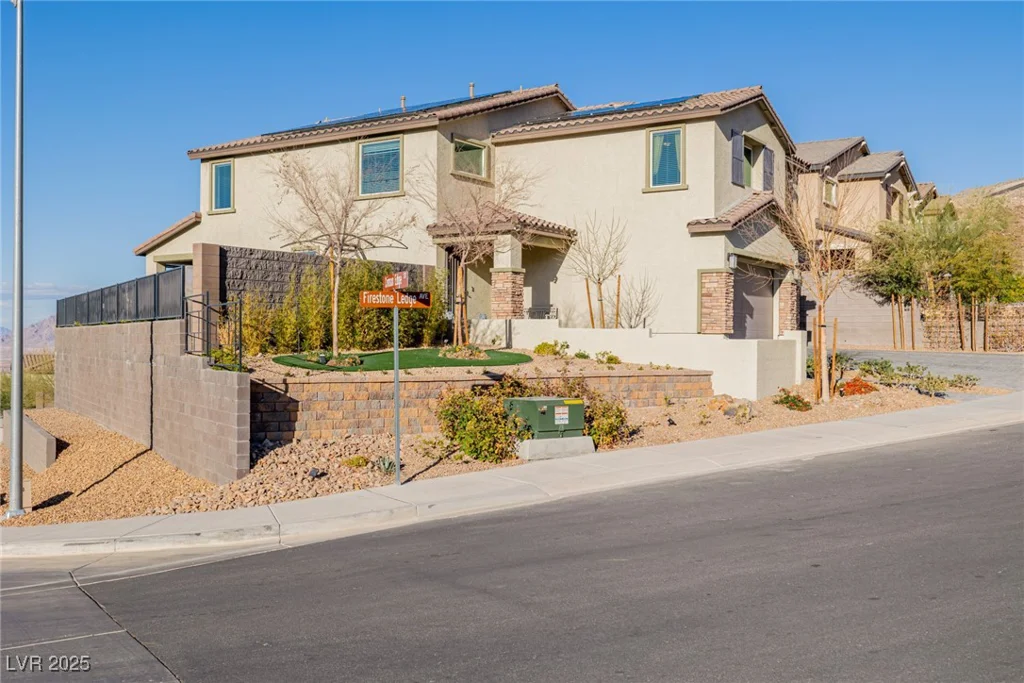 864 Firestone Ledge, Henderson, NV 89012