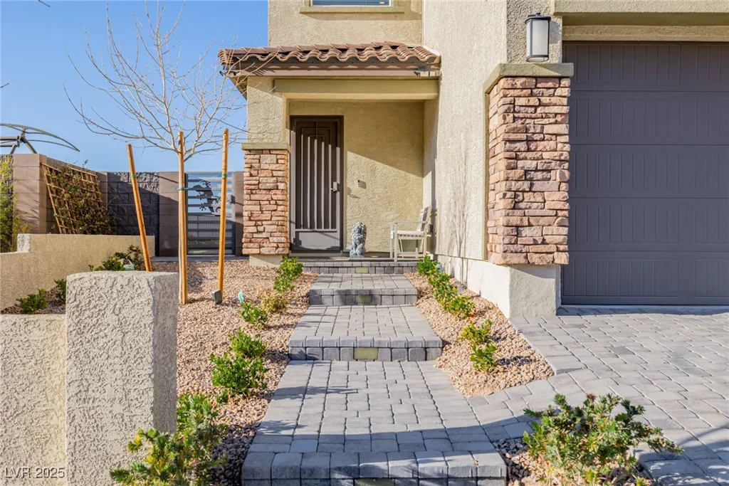 864 Firestone Ledge, Henderson, NV 89012
