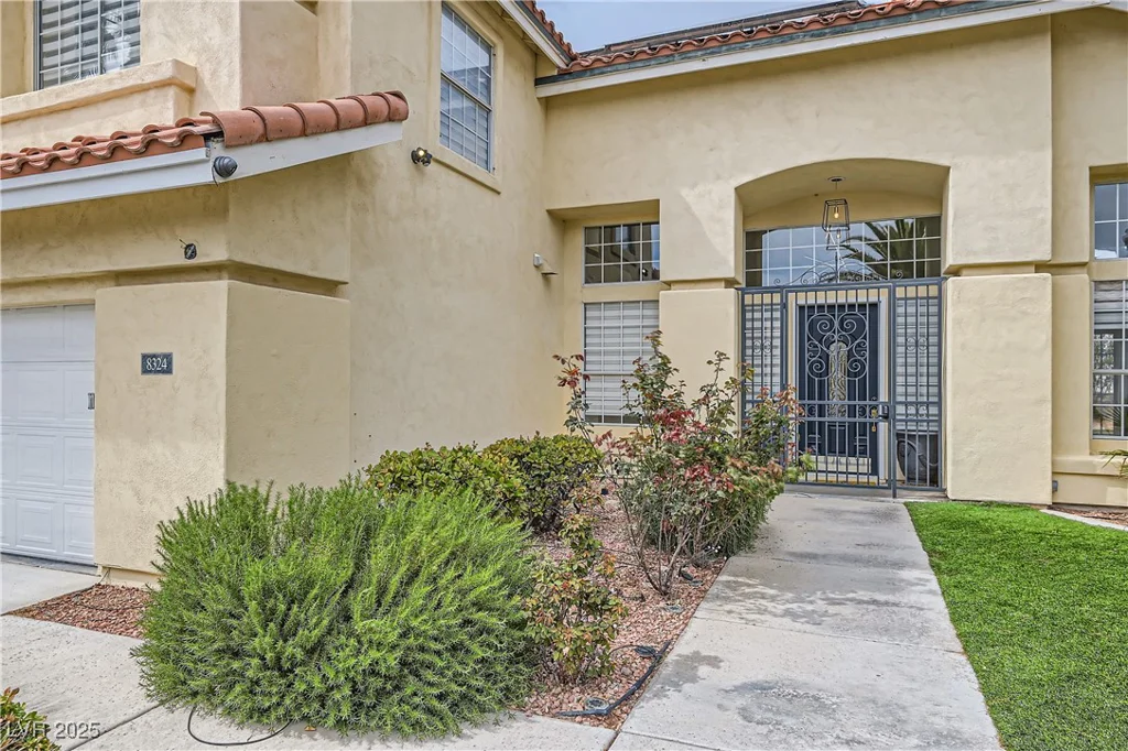 8324 Slate Harbor, Las Vegas, NV 89128