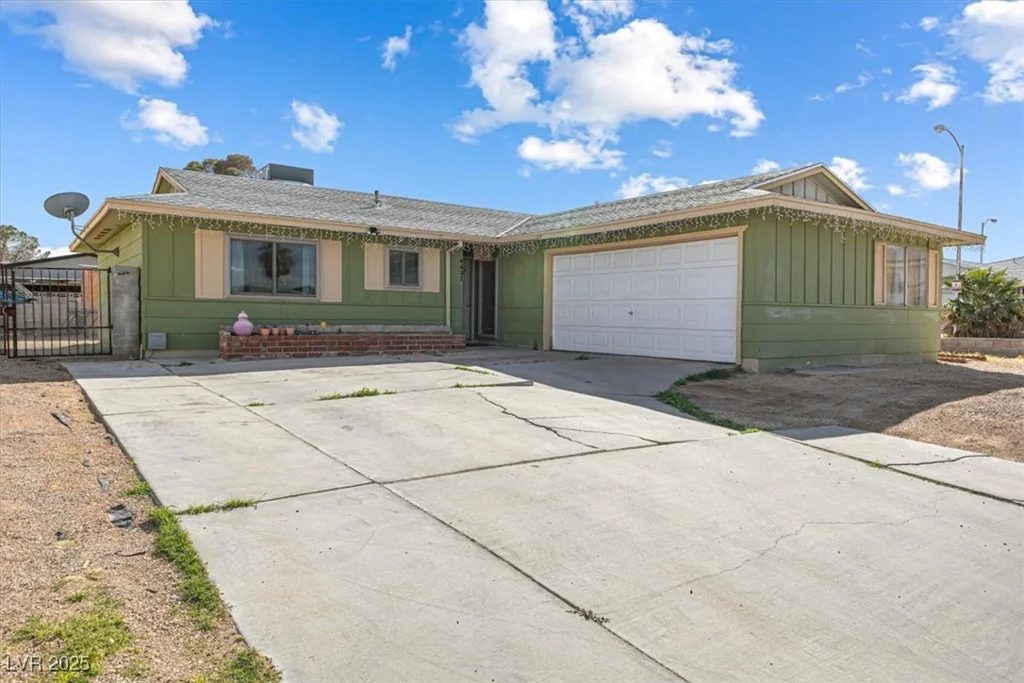 4431 Bennett, Las Vegas, NV 89121