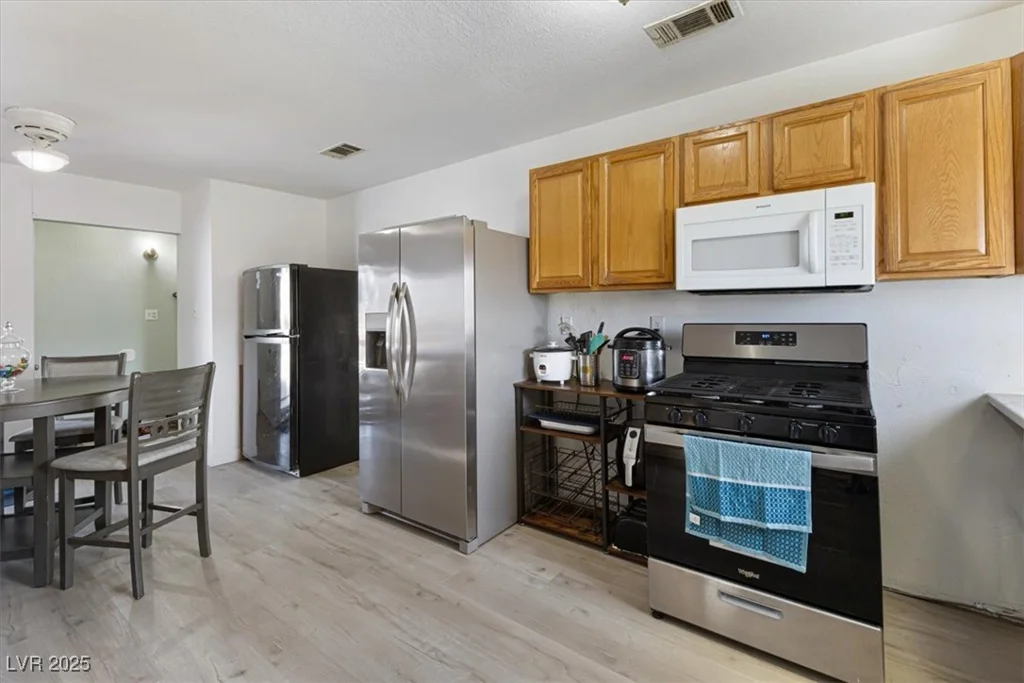 4431 Bennett, Las Vegas, NV 89121