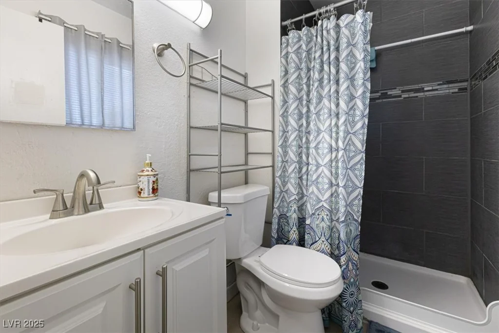 4431 Bennett, Las Vegas, NV 89121
