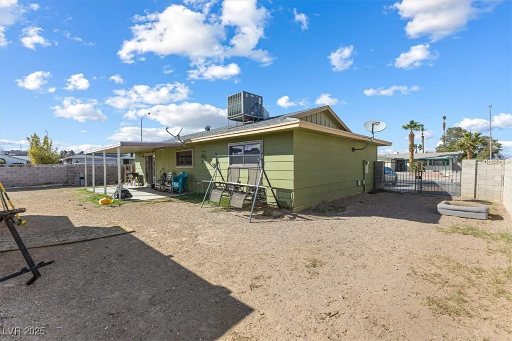 4431 Bennett, Las Vegas, NV 89121