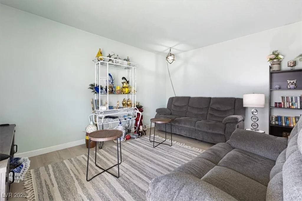 4431 Bennett, Las Vegas, NV 89121