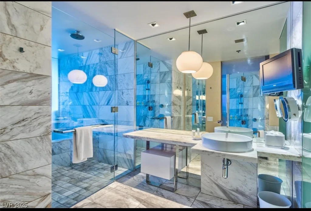4381 Flamingo, Las Vegas, NV 89103