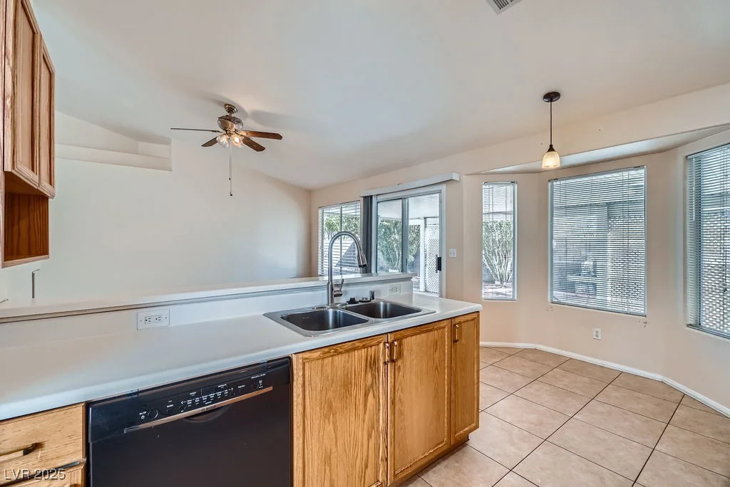 914 Calico Brook, Henderson, NV 89002