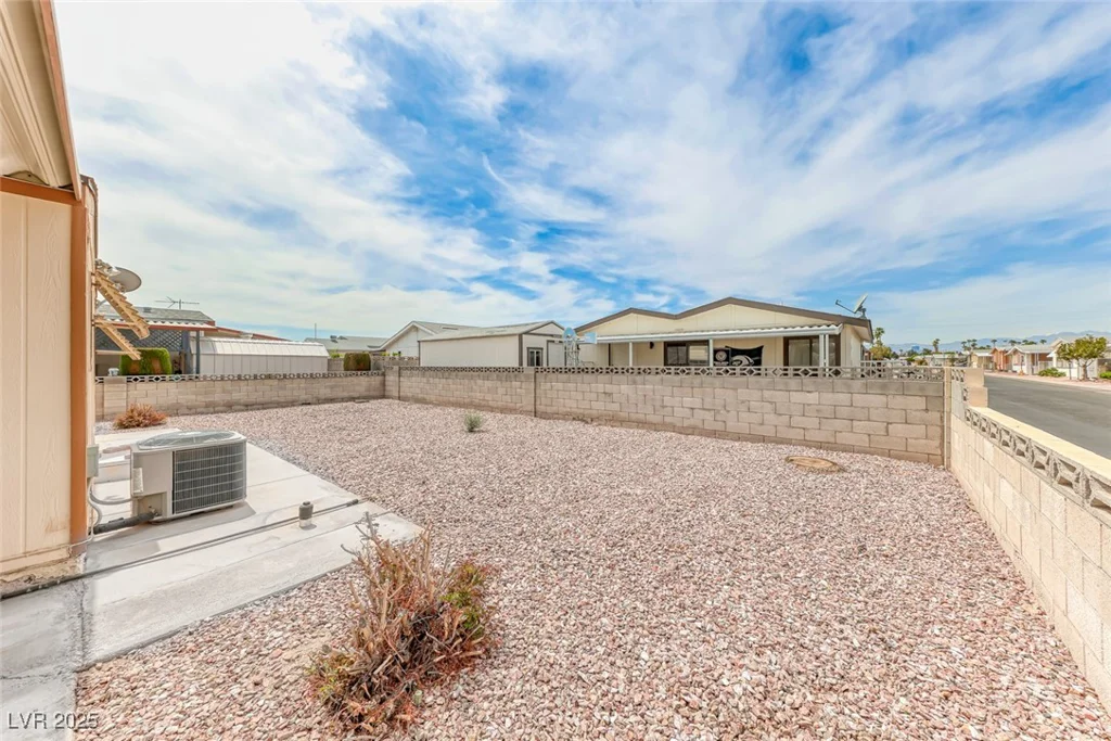3011 Gavilan, Las Vegas, NV 89122
