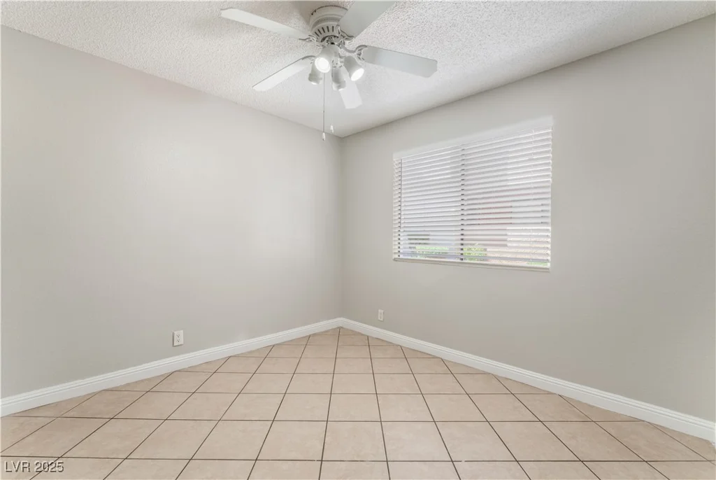 3151 Soaring Gulls, Las Vegas, NV 89128
