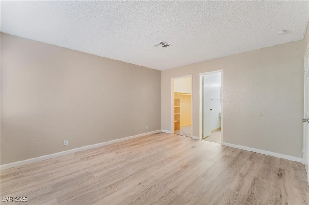 3151 Soaring Gulls, Las Vegas, NV 89128