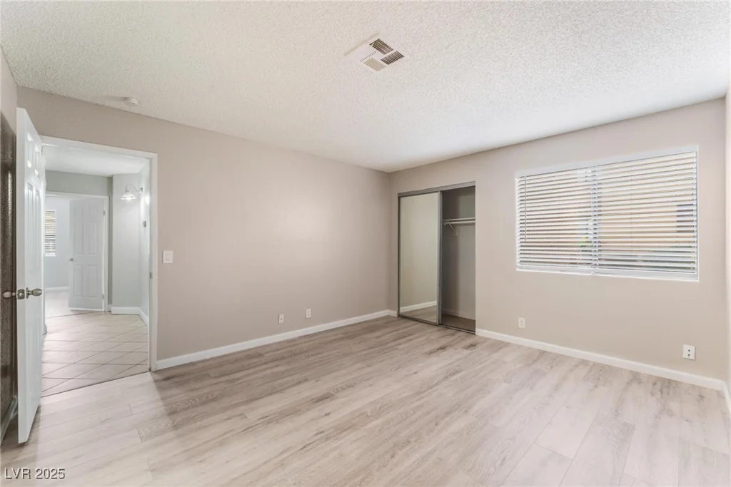 3151 Soaring Gulls, Las Vegas, NV 89128