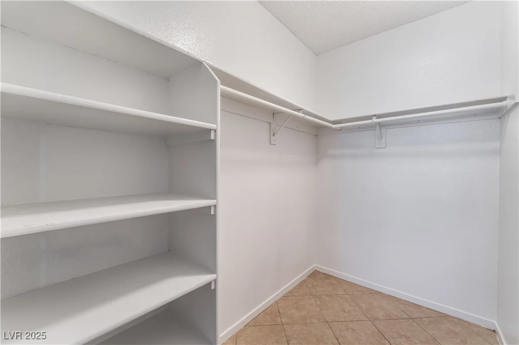 3151 Soaring Gulls, Las Vegas, NV 89128