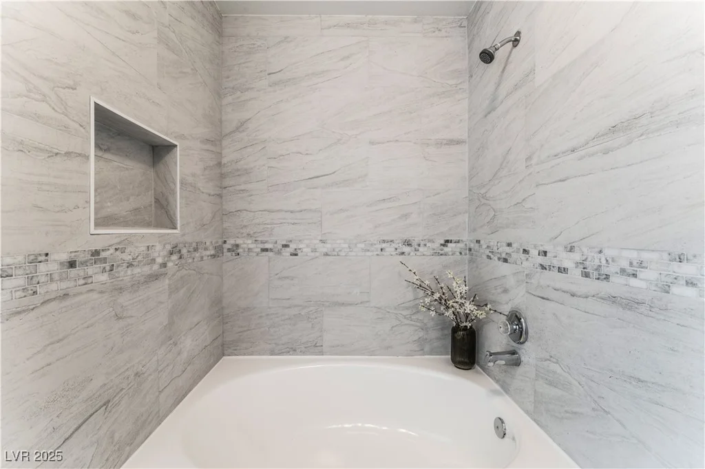 3151 Soaring Gulls, Las Vegas, NV 89128