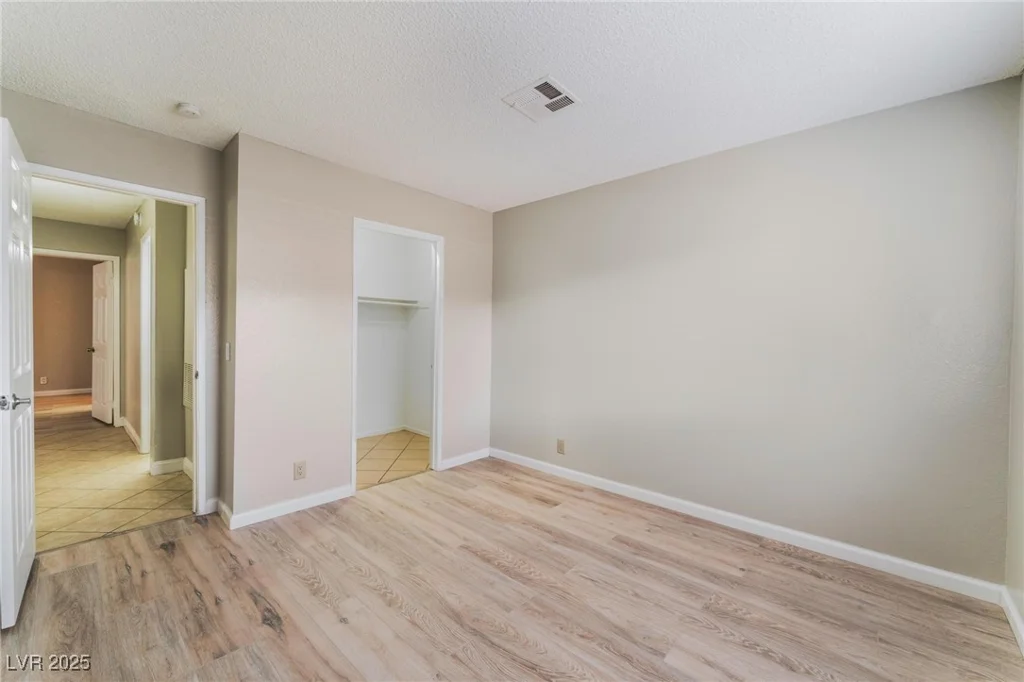 3151 Soaring Gulls, Las Vegas, NV 89128