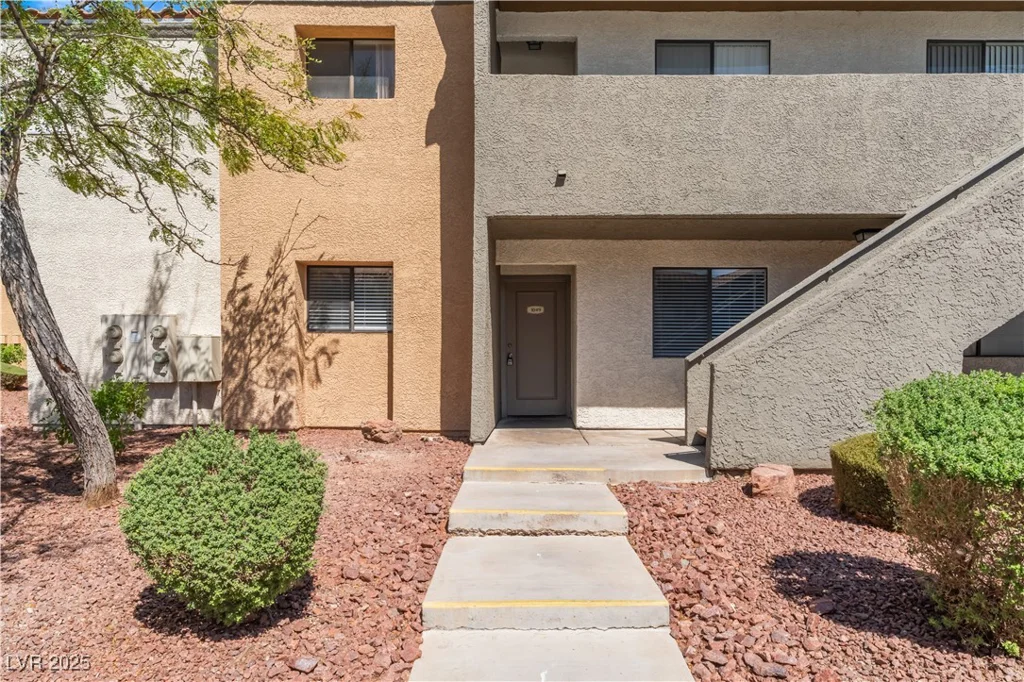 3151 Soaring Gulls, Las Vegas, NV 89128