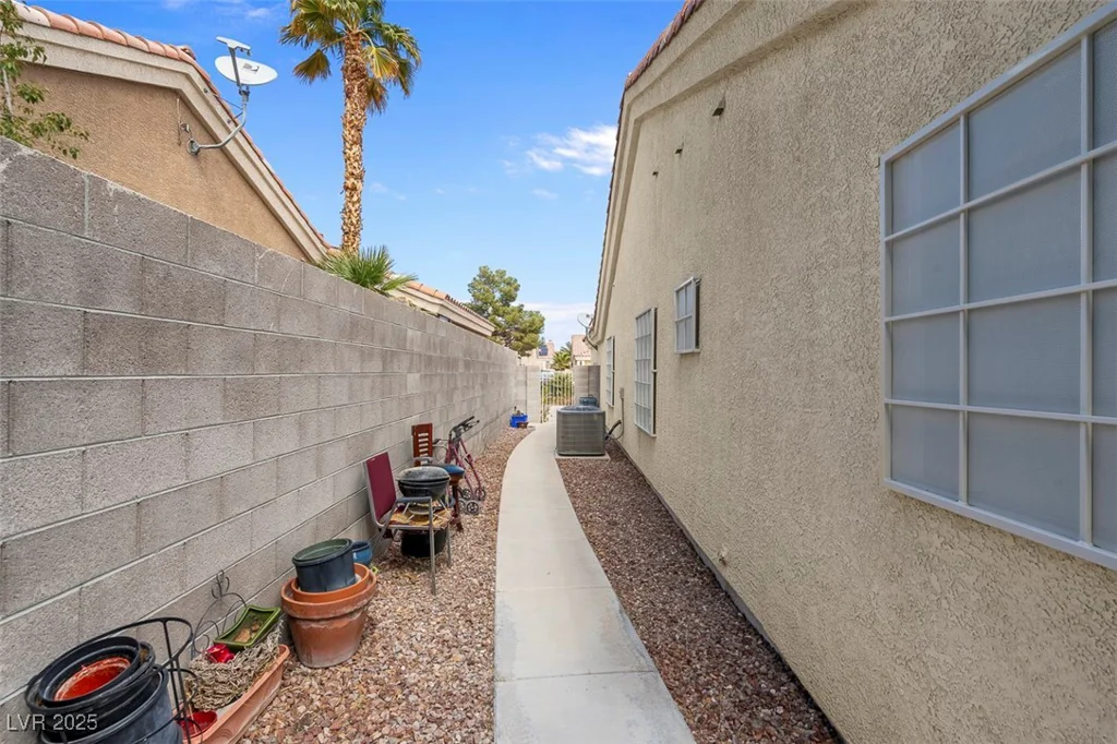 8217 Ashkum, Las Vegas, NV 89149