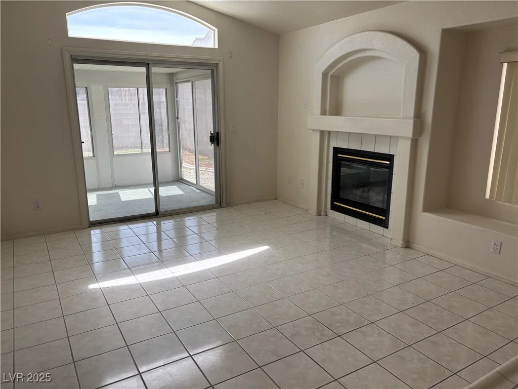 8419 Rochelle, Las Vegas, NV 89147