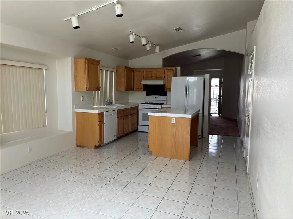 8419 Rochelle, Las Vegas, NV 89147