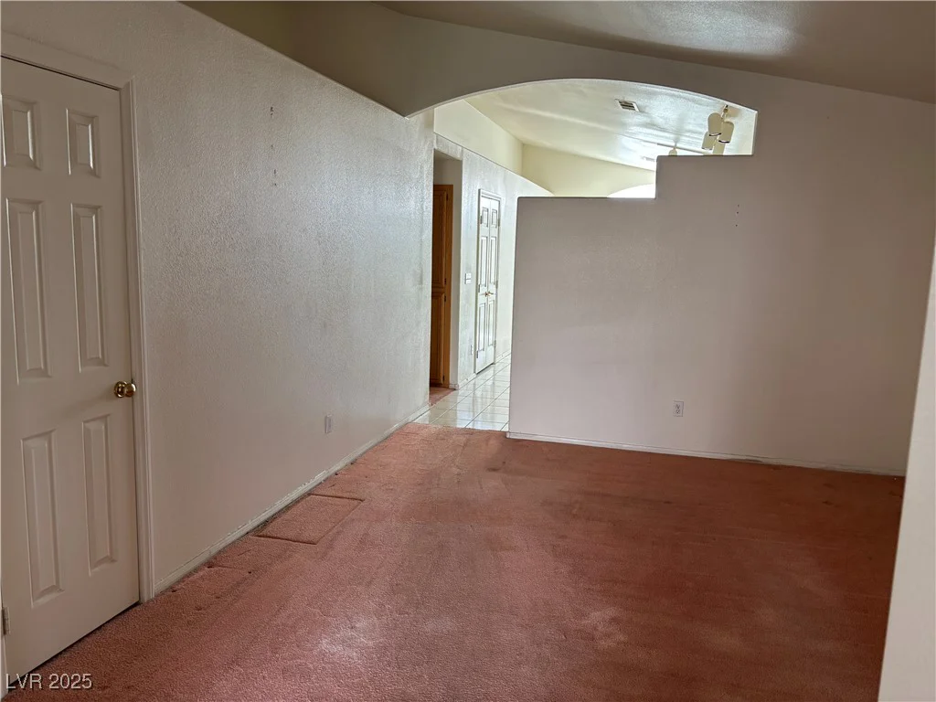 8419 Rochelle, Las Vegas, NV 89147