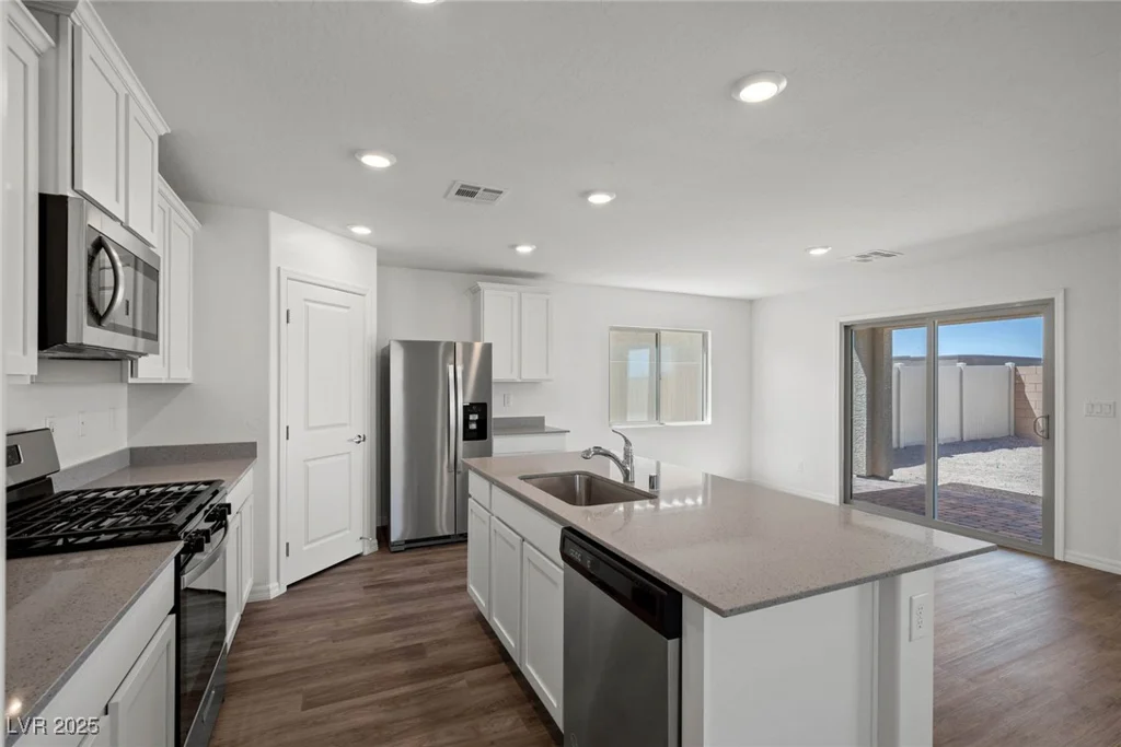 6767 Violet Cascade, Las Vegas, NV 89156