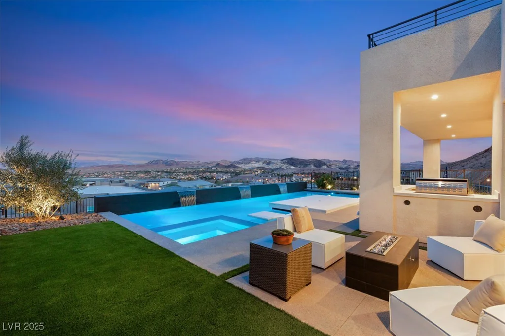 10 SAND STAR, Henderson, NV 89011