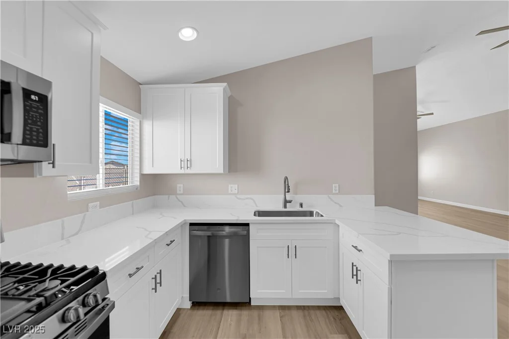 1113 Coral Crystal, North Las Vegas, NV 89032