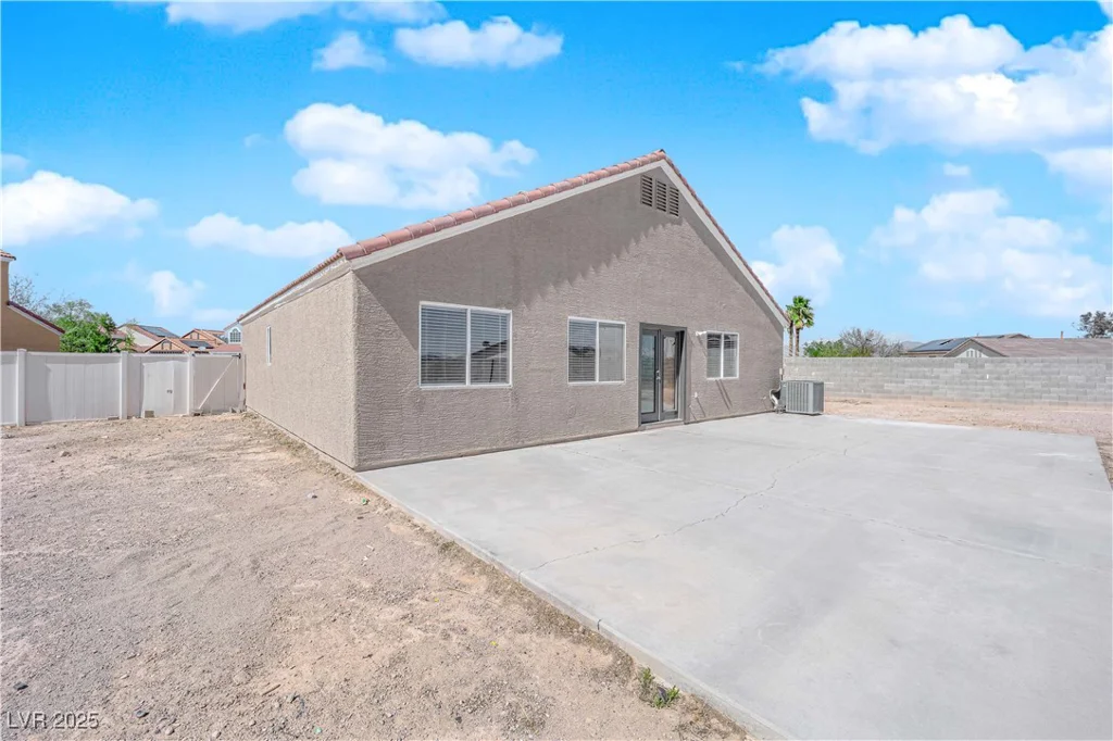 1113 Coral Crystal, North Las Vegas, NV 89032