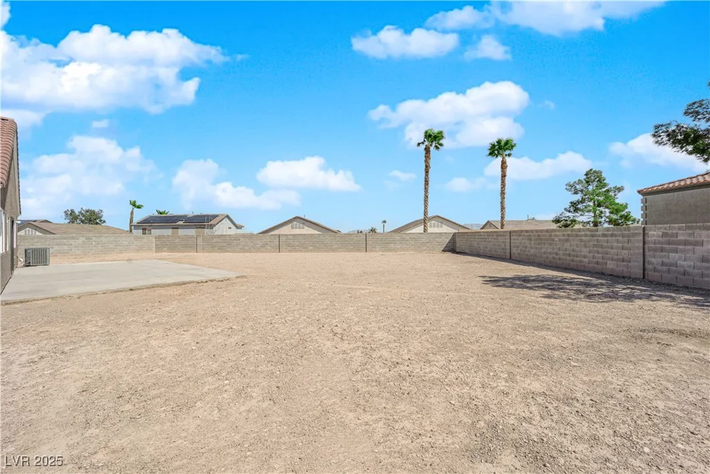 1113 Coral Crystal, North Las Vegas, NV 89032