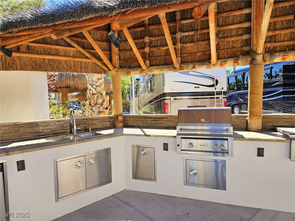 8175 Arville, Las Vegas, NV 89139