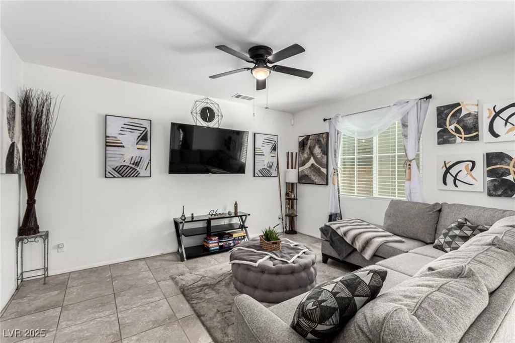 10604 Sariah Skye, Las Vegas, NV 89166