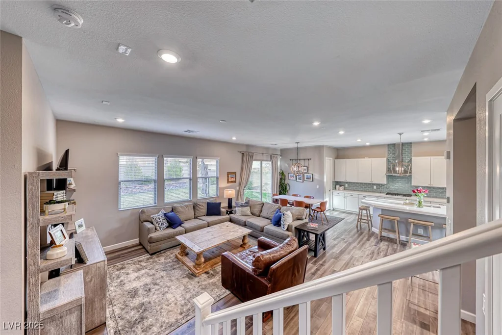940 Riverlawn, Las Vegas, NV 89138