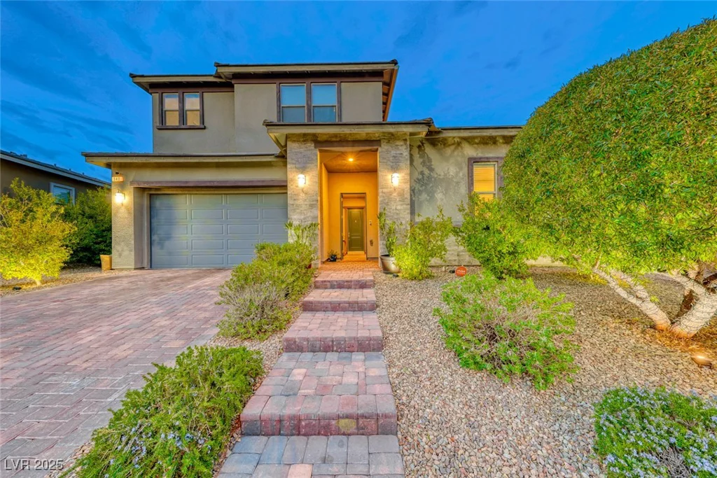 940 Riverlawn, Las Vegas, NV 89138