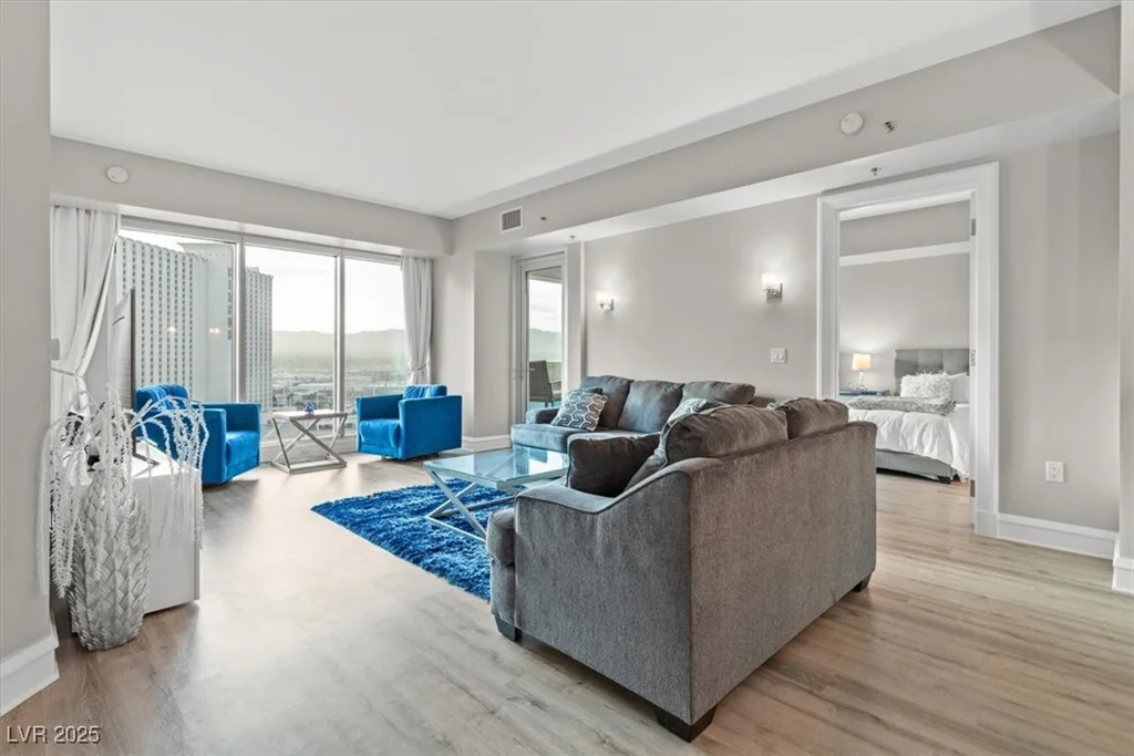 2700 Las Vegas, Las Vegas, NV 89109
