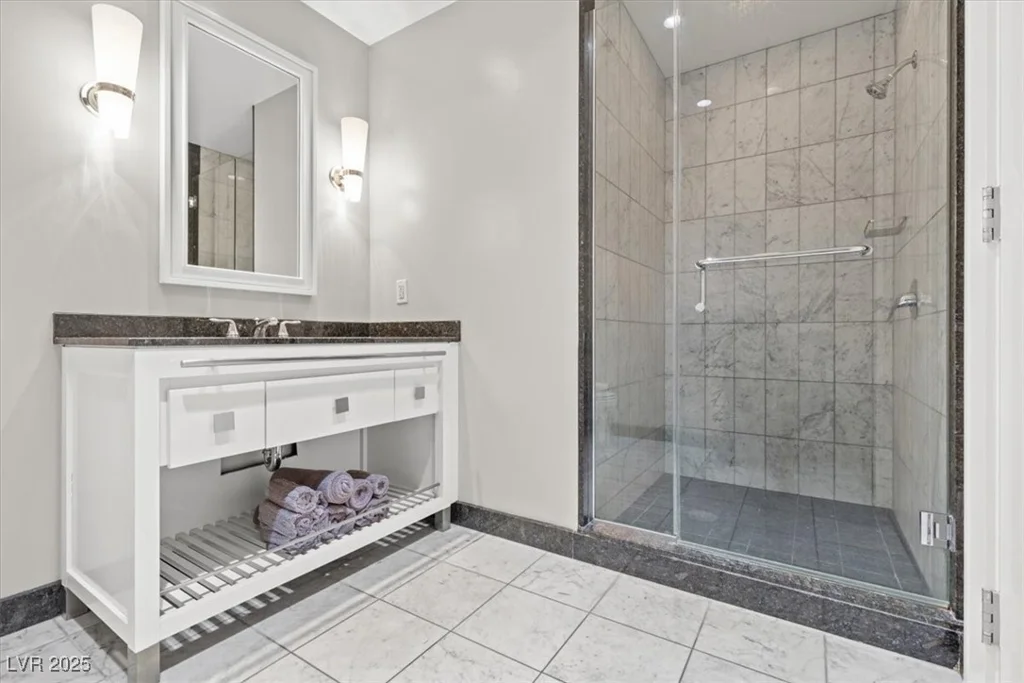 2700 Las Vegas, Las Vegas, NV 89109