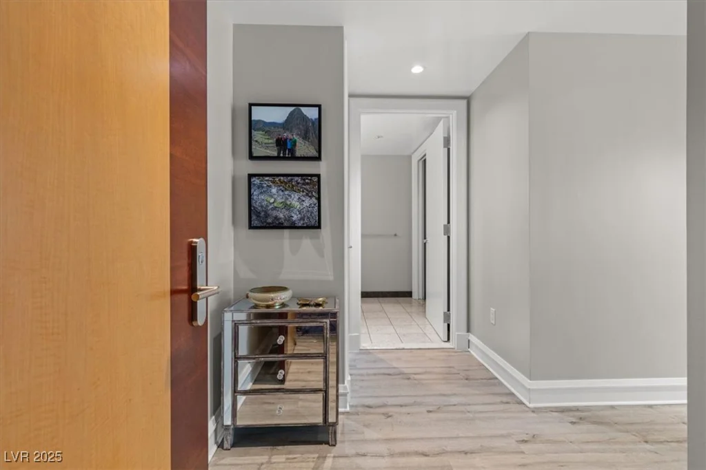 2700 Las Vegas, Las Vegas, NV 89109