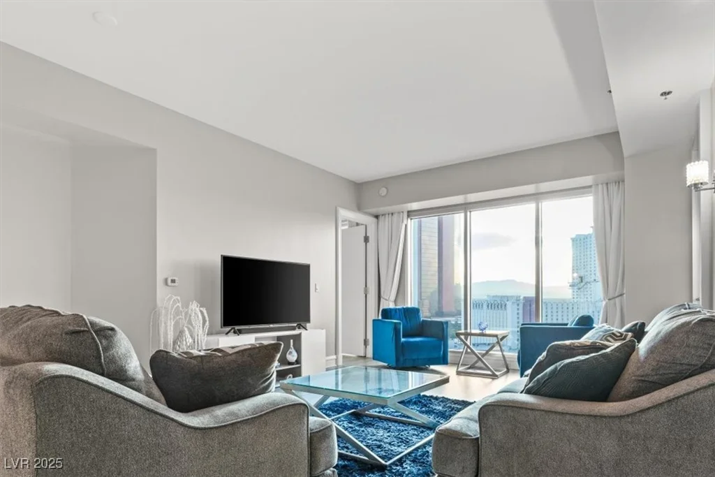 2700 Las Vegas, Las Vegas, NV 89109