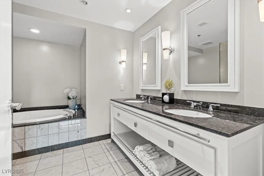 2700 Las Vegas, Las Vegas, NV 89109