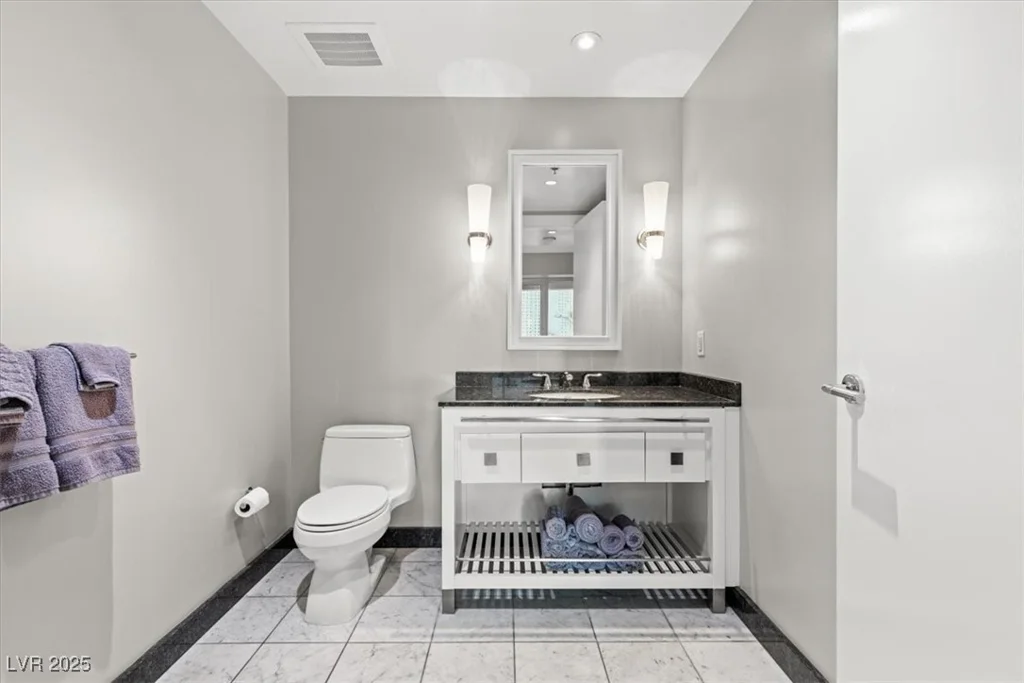 2700 Las Vegas, Las Vegas, NV 89109