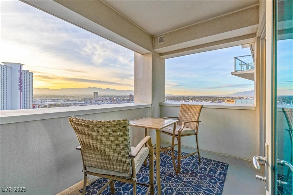 2700 Las Vegas, Las Vegas, NV 89109